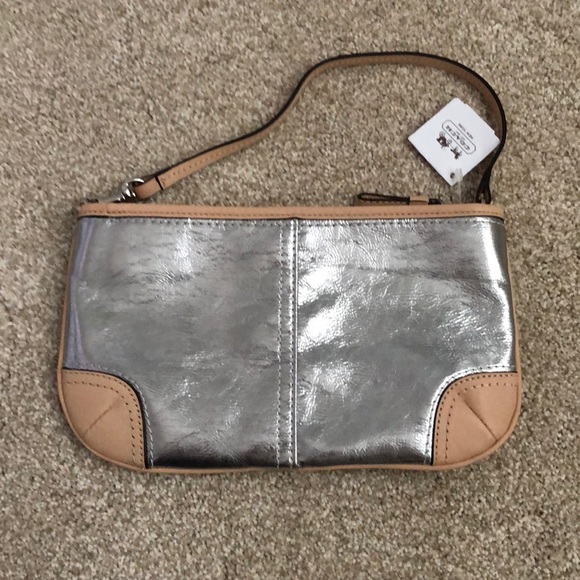 Coach Convertible Bag. New! - Picture 3 of 8